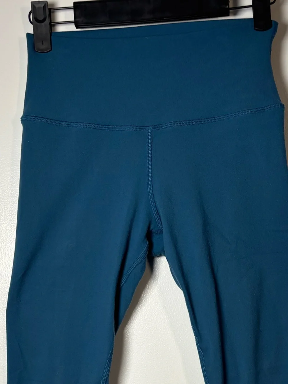ALO Yoga Teal Blue Leggings with Reflective Logo
